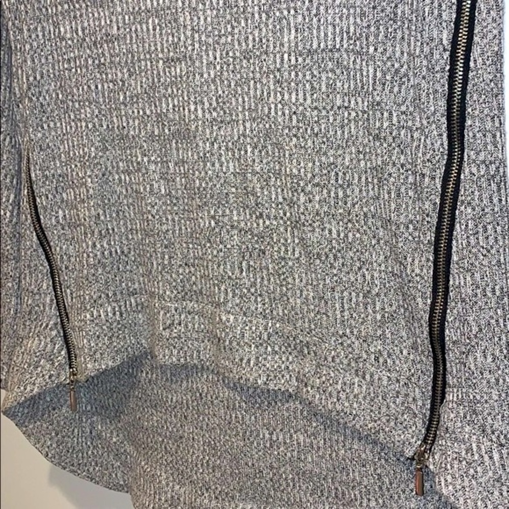 Rachel Roy Side Zipper Grey Marled Sweater Size XS - Picture 3 of 7
